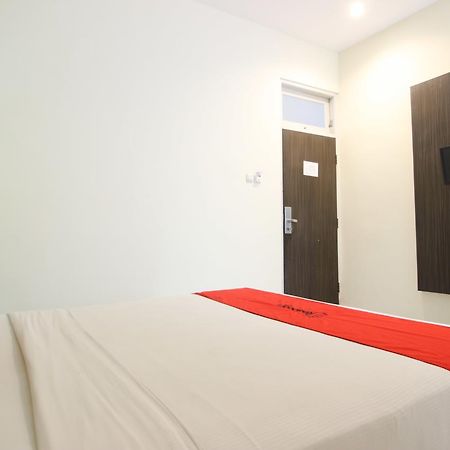 Reddoorz Plus Near Keraton Yogyakarta 2 ภายนอก รูปภาพ