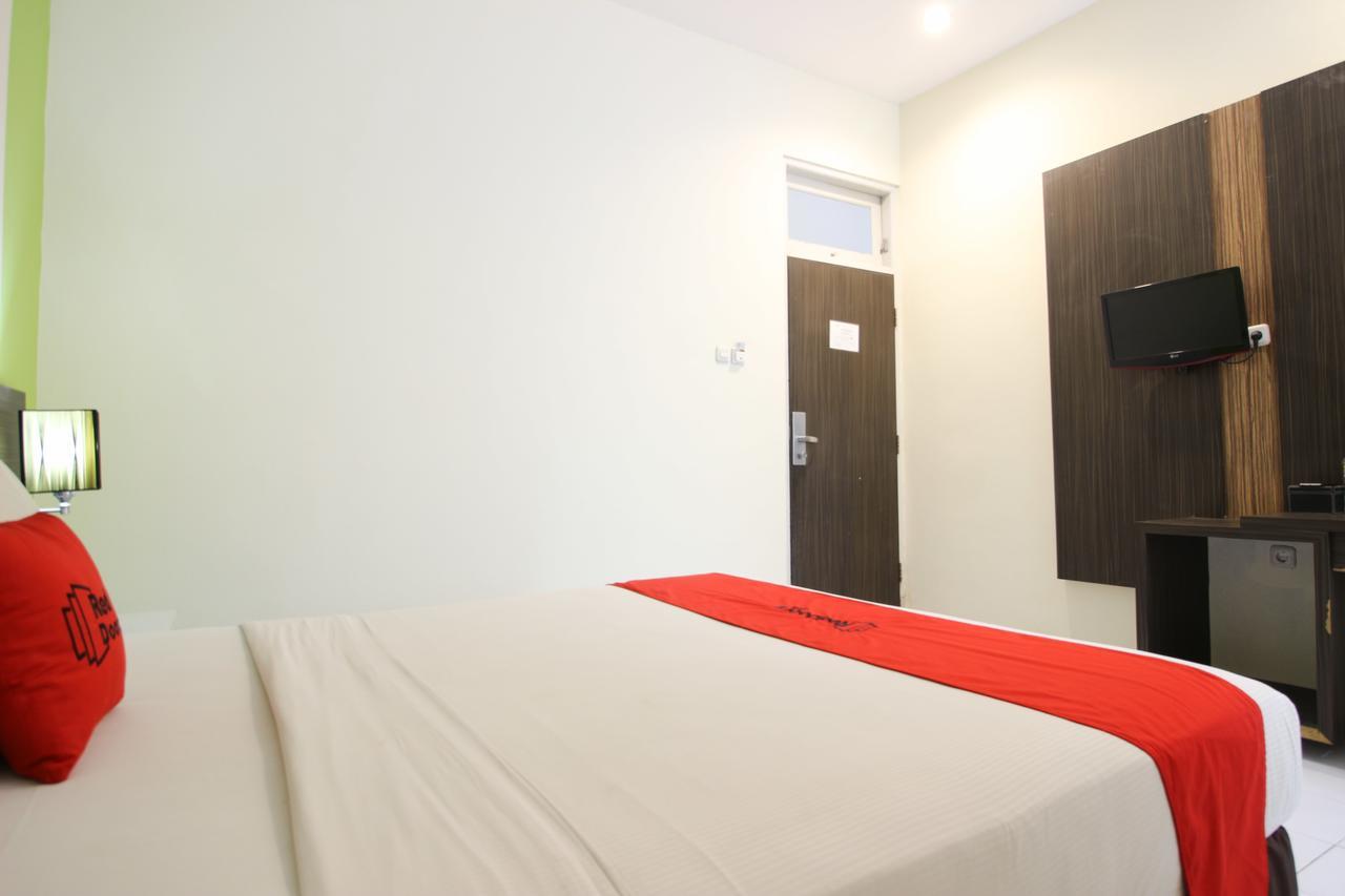 Reddoorz Plus Near Keraton Yogyakarta 2 ภายนอก รูปภาพ