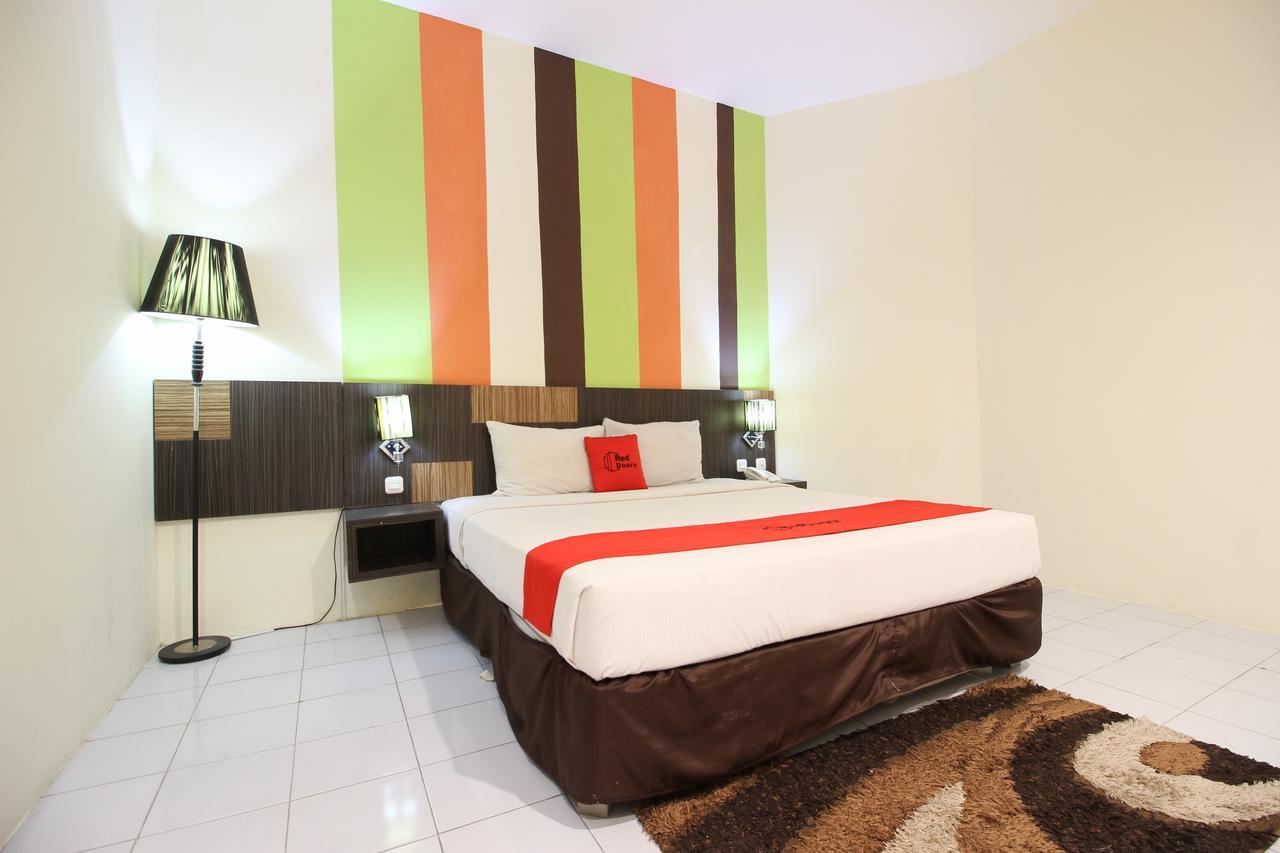 Reddoorz Plus Near Keraton Yogyakarta 2 ภายนอก รูปภาพ