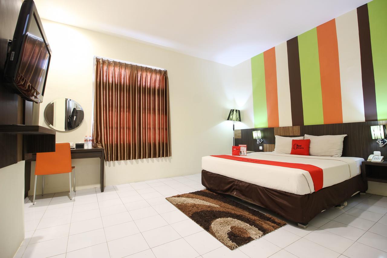Reddoorz Plus Near Keraton Yogyakarta 2 ภายนอก รูปภาพ