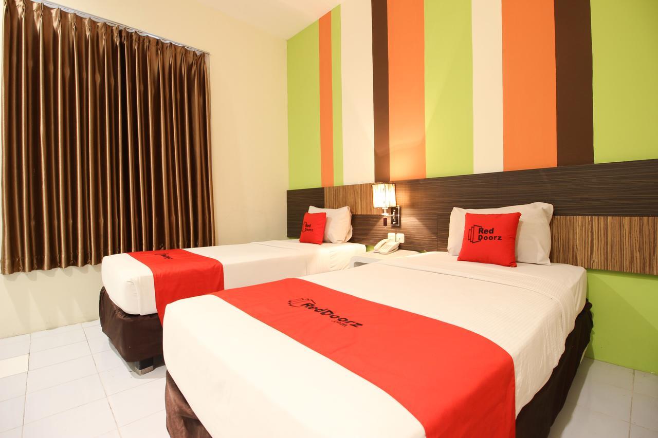 Reddoorz Plus Near Keraton Yogyakarta 2 ภายนอก รูปภาพ